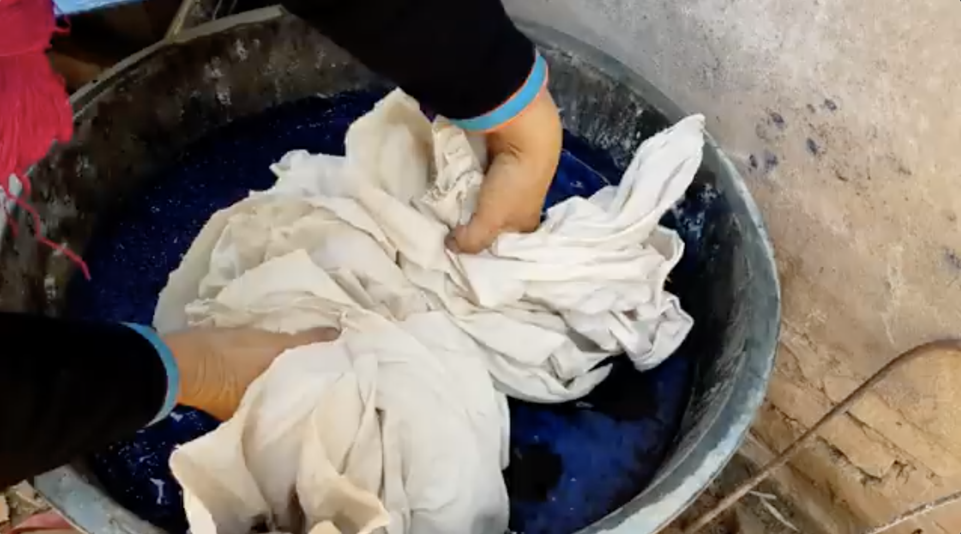 レンテン族の草木染めストラップ Type.1｜旅する雑貨屋ゆいゆい堂